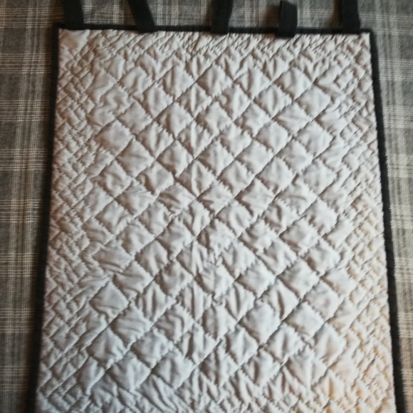 Vintage Handstitched Mineature Log Cabin Quilt Wall Hanging or Table Accent - Picture 6 of 6